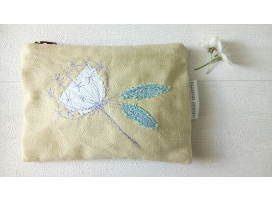 Embroidered 'Ammi Flower' Pale Yellow Linen Purse
